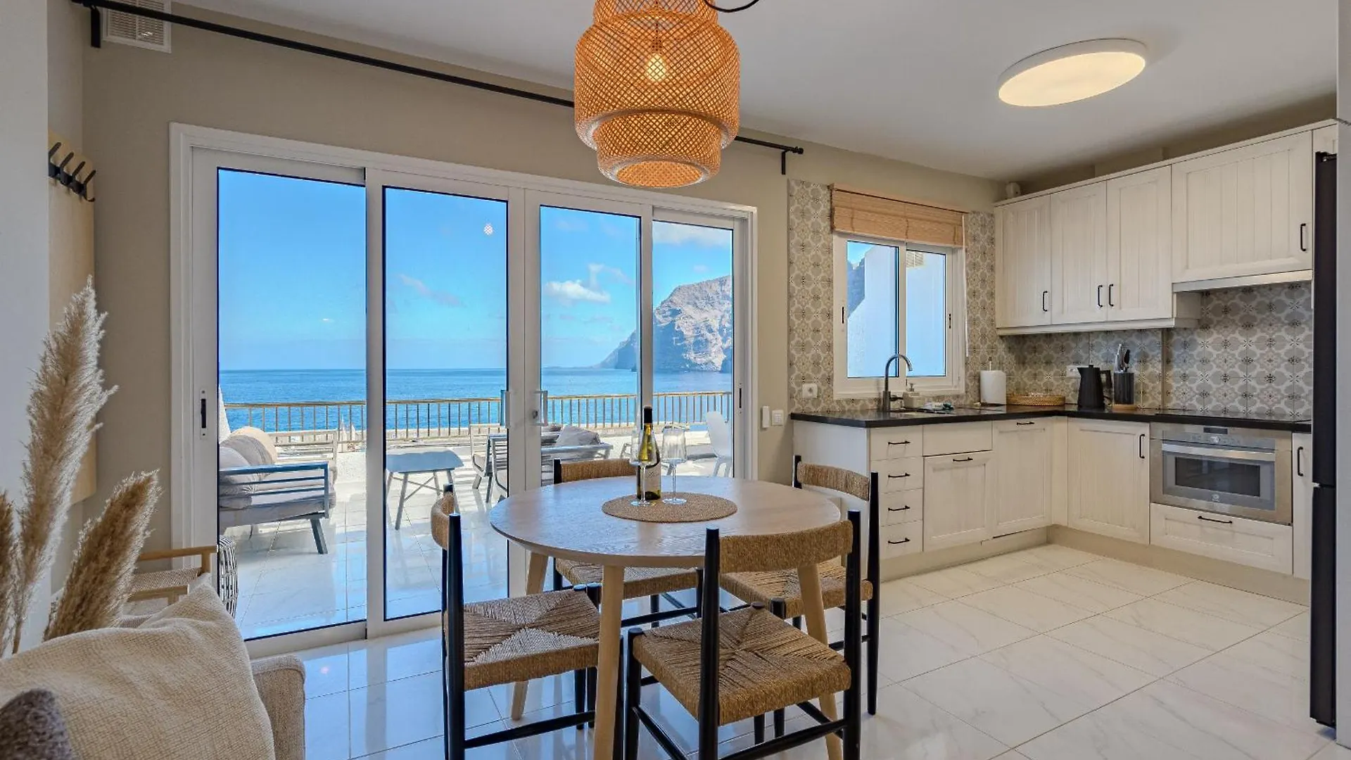 Apartment 2Bdr With Terrace & Ocean View - Los Gigantes Santiago Del Teide